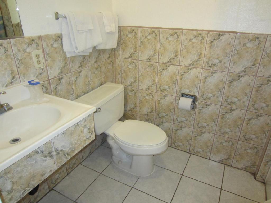 Travel Eagle Inn Motel Long Beach Eksteriør billede